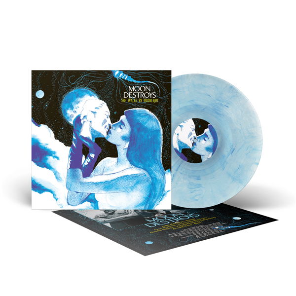 CD Shop - MOON DESTROYS SHE WALKS BY MOONLIGHT
