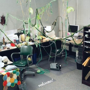 CD Shop - VOLCANO! AFRICA JUST WANTS TO H...