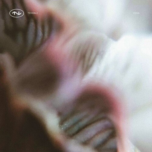 CD Shop - VNNN. TECH042