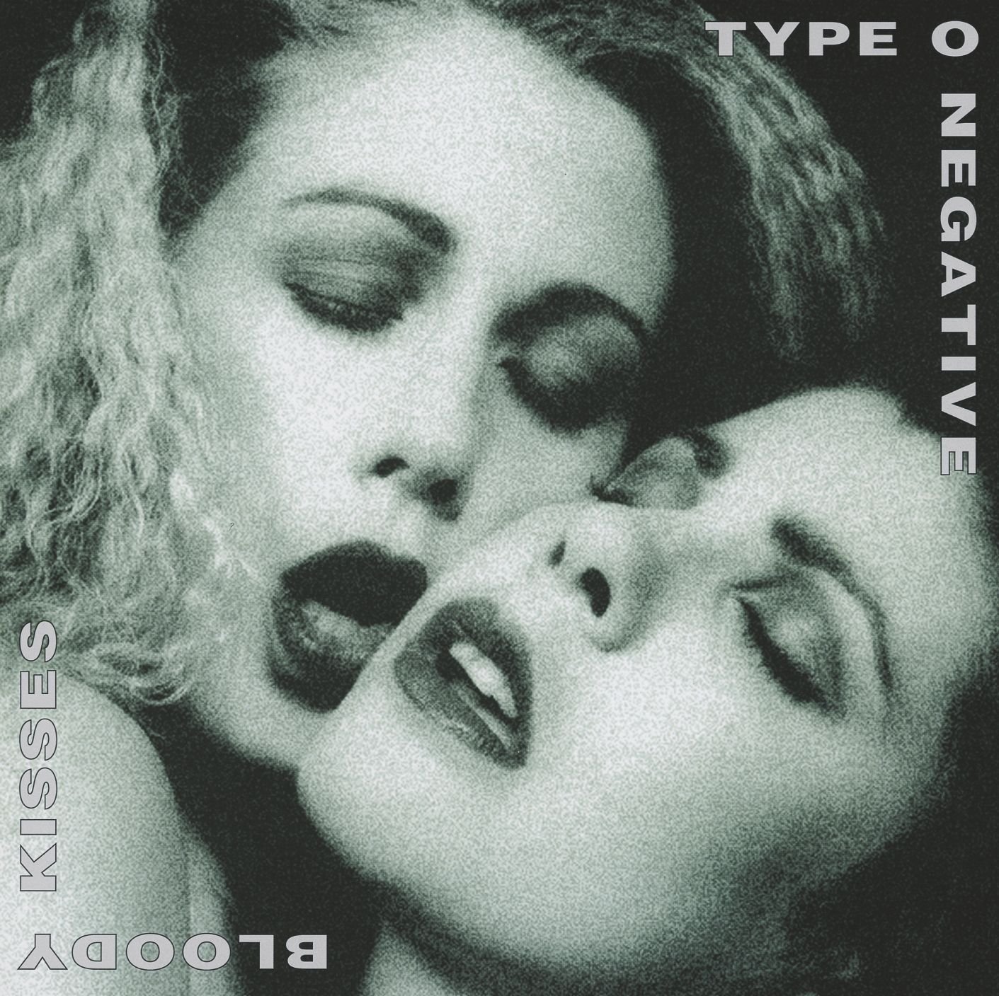 CD Shop - TYPE O NEGATIVE BLOODY KISSES