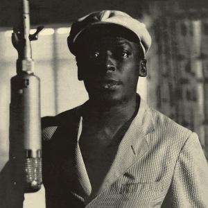 CD Shop - MILES DAVIS MUSINGS OF MILES